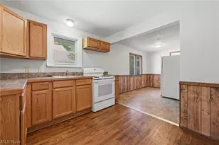 578 Plum Ave, Akron, OH 44305 - Photo 10