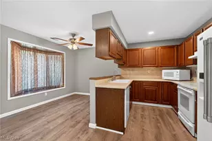 139 Mulberry Ln, Munroe Falls, OH 44262 - Photo 8