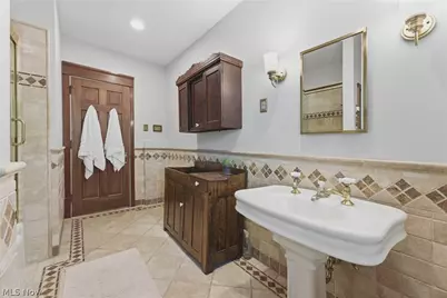 160 Oakdale Avenue, Akron, OH 44302 - Photo 26