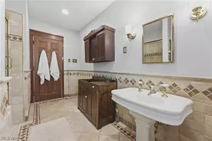160 Oakdale Ave, Akron, OH 44302 - Photo 26