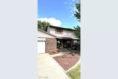 812 Brentwood Drive, Belpre, OH 45714 - Photo 2