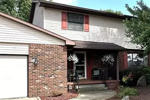 812 Brentwood Dr, Belpre, OH 45714 - Photo 2