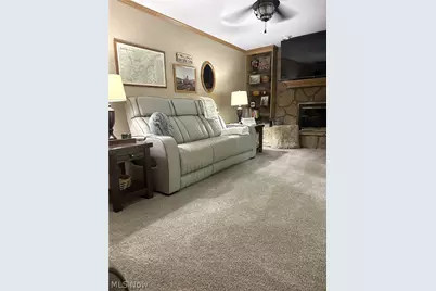 812 Brentwood Drive, Belpre, OH 45714 - Photo 12