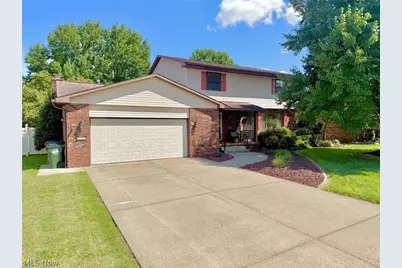 812 Brentwood Drive, Belpre, OH 45714 - Photo 2