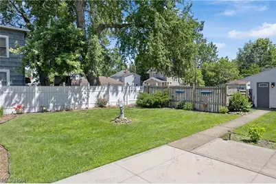 1274 Woodland Avenue NW, Canton, OH 44703 - Photo 32