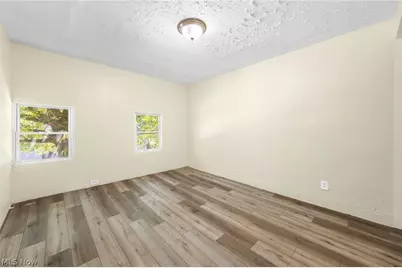 3020 W 47th Street, Loveland, OH 44102 - Photo 8
