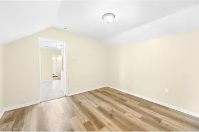 3020 W 47th Street, Loveland, OH 44102 - Photo 6