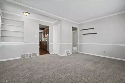 1711 Thornapple Avenue, Akron, OH 44301 - Photo 6