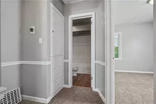 1711 Thornapple Ave, Akron, OH 44301 - Photo 16