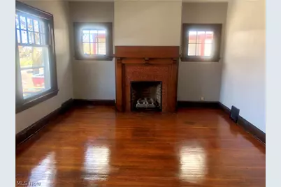 9211 Clifton Boulevard #up, Loveland, OH 44102 - Photo 10