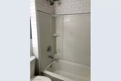 9211 Clifton Boulevard #up, Loveland, OH 44102 - Photo 18