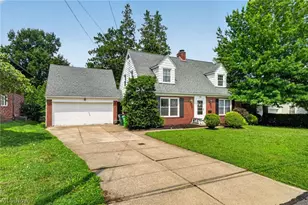 683 E Ford Ave, Barberton, OH 44203 - Photo 1