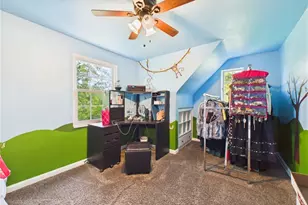 683 E Ford Ave, Barberton, OH 44203 - Photo 22