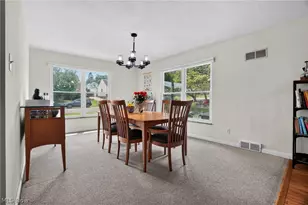 683 E Ford Ave, Barberton, OH 44203 - Photo 16