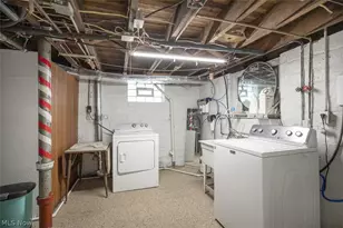 2083 Chesterland Ave, Oakwood, OH 44107 - Photo 28