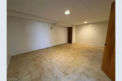 145 Anna Avenue NW, Canton, OH 44708 - Photo 16