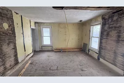 756 Brown Street, Akron, OH 44311 - Photo 20