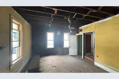 756 Brown Street, Akron, OH 44311 - Photo 6