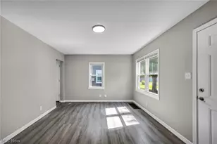 1291 Hardesty Blvd, Akron, OH 44320 - Photo 6