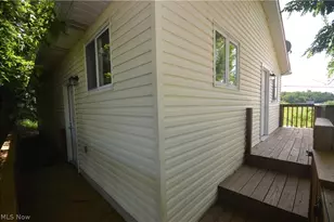 625 Hillman Rd, Akron, OH 44312 - Photo 38