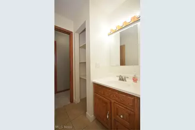 625 Hillman Road, Akron, OH 44312 - Photo 22