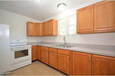 625 Hillman Road, Akron, OH 44312 - Photo 6
