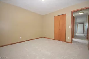 625 Hillman Rd, Akron, OH 44312 - Photo 18