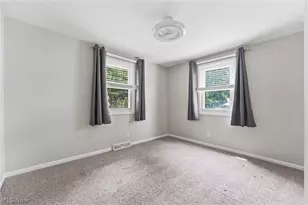 6006 Lake O'springs Ave NW, Canton, OH 44718 - Photo 18