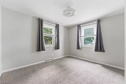 6006 Lake O Springs Avenue NW, Canton, OH 44718 - Photo 18