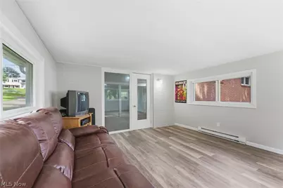 6006 Lake O Springs Avenue NW, Canton, OH 44718 - Photo 12