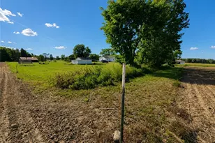 8942 Edison St NE, Louisville, OH 44641 - Photo 34