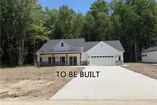 5269 Century Bay Ave, Ashtabula, OH 44004 - Photo 2