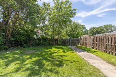 1926 Nichols Avenue, Lorain, OH 44053 - Photo 28