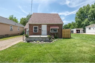 1926 Nichols Avenue, Lorain, OH 44053 - Photo 2