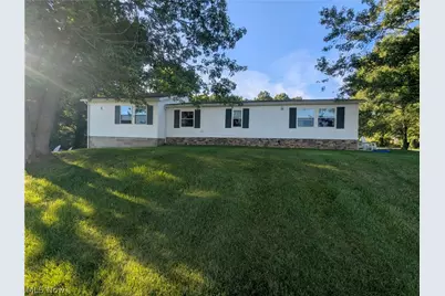 18395 Leatherwood Road, Salesville, OH 43778 - Photo 2