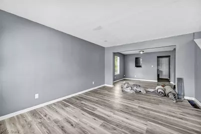 11219 Hopkins Avenue, Loveland, OH 44108 - Photo 20