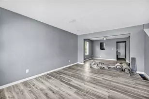 11219 Hopkins Ave, Loveland, OH 44108 - Photo 20