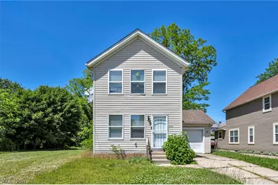11219 Hopkins Avenue, Loveland, OH 44108 - Photo 2