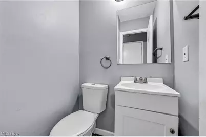 11219 Hopkins Avenue, Loveland, OH 44108 - Photo 24