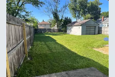 363 Spring Street, Struthers, OH 44471 - Photo 4