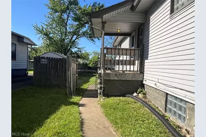 363 Spring Street, Struthers, OH 44471 - Photo 2