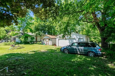 1223 W Wilbeth Road, Akron, OH 44314 - Photo 6