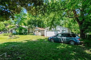 1223 W Wilbeth Rd, Akron, OH 44314 - Photo 6