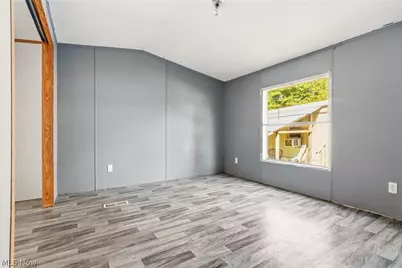 3354 Hilton Street NW #4, Massillon, OH 44646 - Photo 8