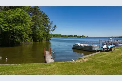 654 Pine Drive, Lake Milton, OH 44429 - Photo 6