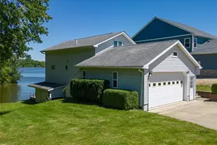 654 Pine Dr, Lake Milton, OH 44429 - Photo 10
