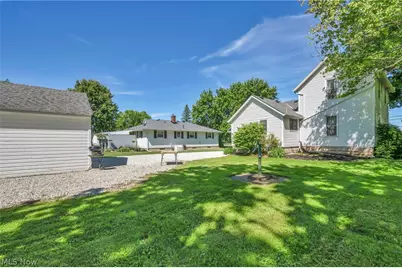 9598 Quarry Road, South Amherst, OH 44001 - Photo 8
