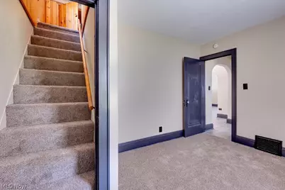 745 Lafollette Street, Akron, OH 44306 - Photo 6