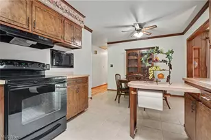 5035 New Rd, Youngstown, OH 44515 - Photo 8