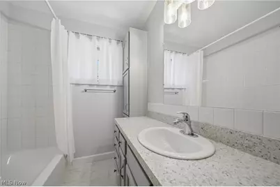 2613 Crown Place NW, Canton, OH 44708 - Photo 20